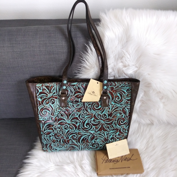 Patricia Nash Handbags - NWT PATRICIA NASH LEATHER TOOLED SOLARO TOTE